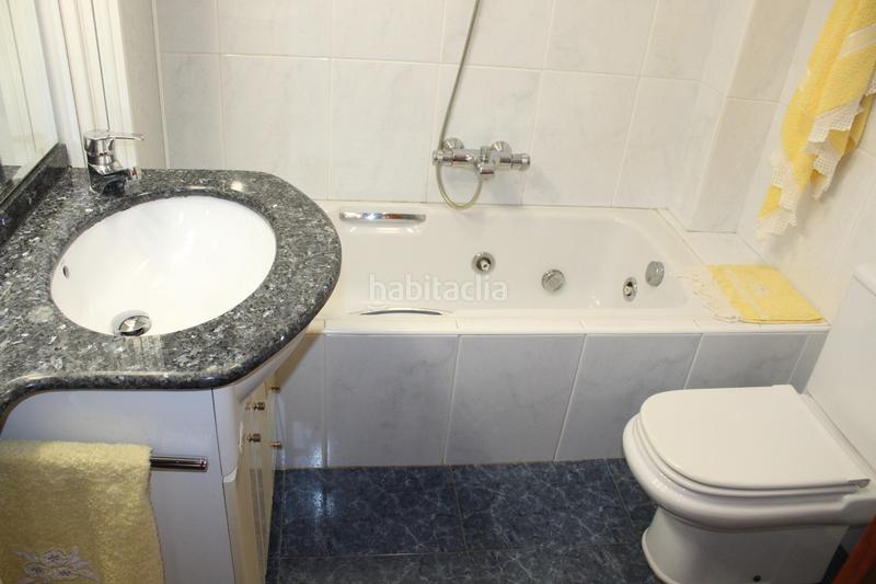 Foto 99c0e1bd-835c-4a2f-bc58-f94de54ea3a9. Maison jumelée avec chauffage parking dans Lezo