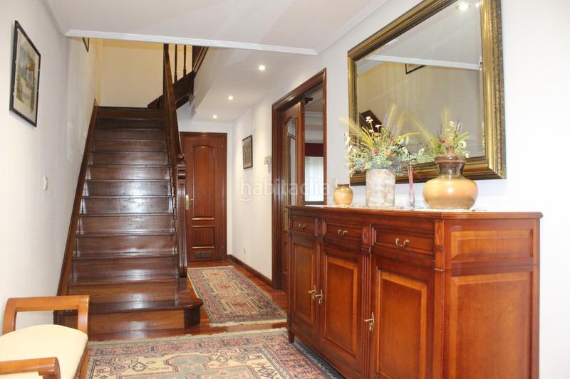 Foto ce80b5b9-4db9-4580-b28c-b4ff9f176b80. Maison jumelée avec chauffage parking dans Lezo