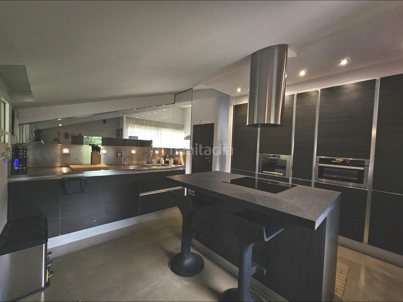 Foto 36def1bb-12d4-41ca-8d5c-1487a89a472b. Chalet avec chauffage parking dans Lapice - Larreaundi - Olaberria - Meaka Irun