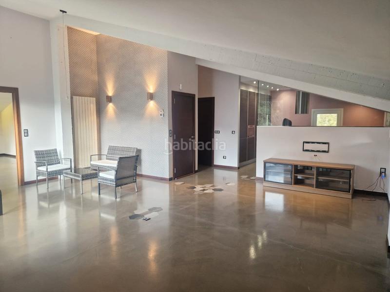 Foto 7ea4cee3-678d-4ce0-9005-44d2507bfa54. Xalet amb calefacció aparcament a Lapice - Larreaundi - Olaberria - Meaka Irun