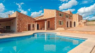 Lloguer Masia a Campos
