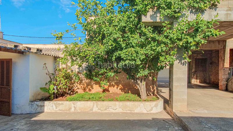 Foto 2cbfe3c5-aeed-43a4-bafb-7e32e2aa013b. Lloguer casa aparellada amb xemeneia calefacció aparcament a Campos