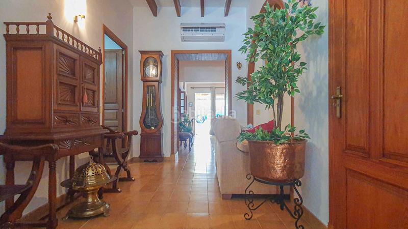 Foto 4132d2a1-b037-46b3-979f-bd705130e5d8. Lloguer casa aparellada amb xemeneia calefacció aparcament a Campos