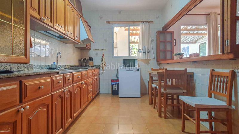 Foto 6434ef5d-f265-461b-82a4-11819b96ef46. Lloguer casa aparellada amb xemeneia calefacció aparcament a Campos