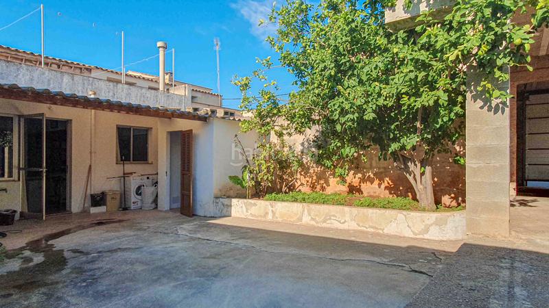 Foto a3d6e684-0b8f-4251-80fa-7440a991c5ac. Lloguer casa aparellada amb xemeneia calefacció aparcament a Campos