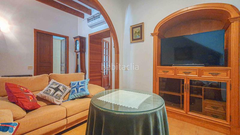 Foto bef5f884-9f06-4ba4-bd20-1ea5f56cce89. Lloguer casa aparellada amb xemeneia calefacció aparcament a Campos