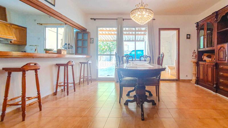 Foto e895db08-bb40-49bb-b679-904923d86a0c. Lloguer casa aparellada amb xemeneia calefacció aparcament a Campos