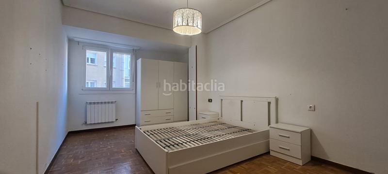 Foto c7556c6b-66c1-44bb-ad05-a8c04289fbe9. Pis amb calefacció a El Anglo Vitoria - Gasteiz