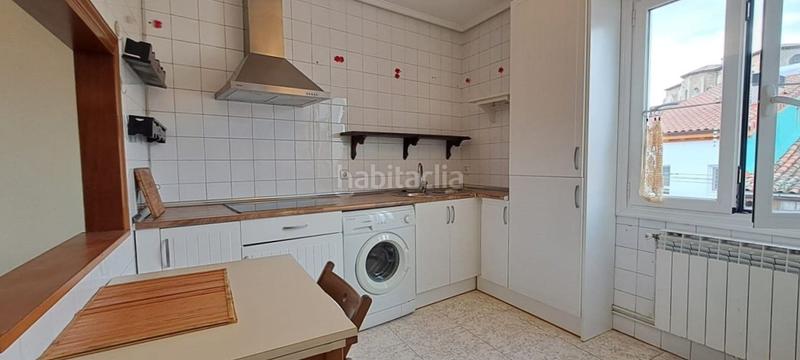 Foto 51c0c1ed-bd87-46e1-85fe-a2f8131b021c. Appartement avec chauffage dans Casco Viejo Vitoria - Gasteiz