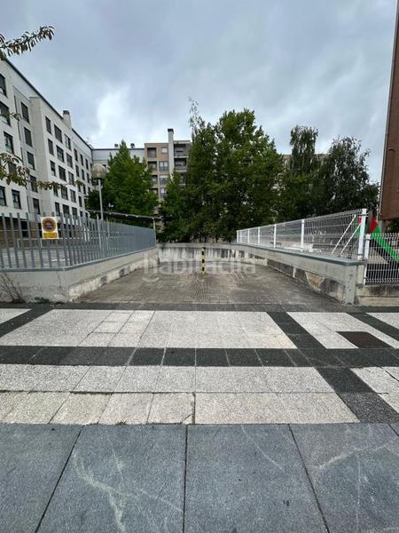 Foto a84352e4-5c2d-494a-aa2d-2034f11f942a. Autoparkplatz in San Martín Vitoria - Gasteiz