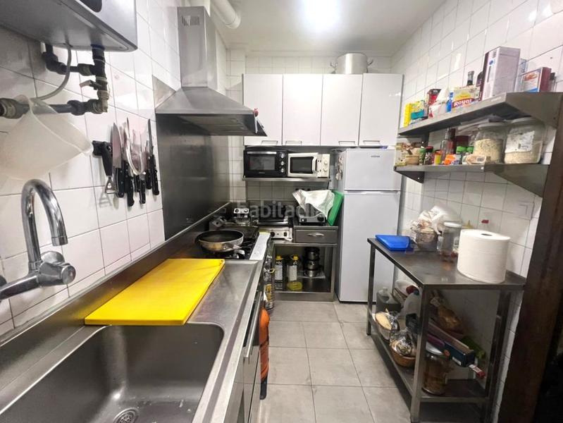 Foto b265577a-f7c5-4737-945e-b190e11afa9a. Local comercial venta de bar en funcionamiento en El Pilar en Vitoria - Gasteiz