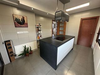 House in Elburgo / Burgelu. Oportunidad dechaletcon excelentes calidades en argomaniz