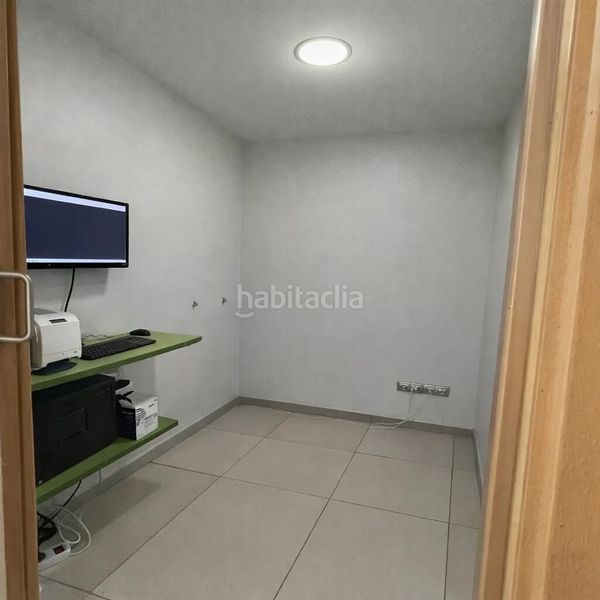Foto ade93f0e-46c4-4130-8ad7-e856aa16f80a. Local comercial venta en exclusiva local comercial en avenida de zabalgana vitoriagasteiz en Vitoria - Gasteiz