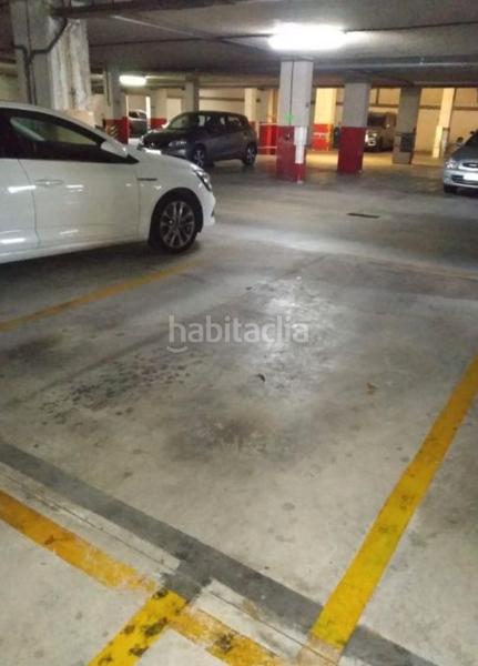 Foto d0255bcb-95b8-4892-bbf3-bc5ae4bb3492. Car parking in Ariznabarra Vitoria - Gasteiz