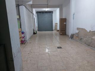 Local commercial à Sant Antoni. Planta baja en la zona de san antonio de cullera
