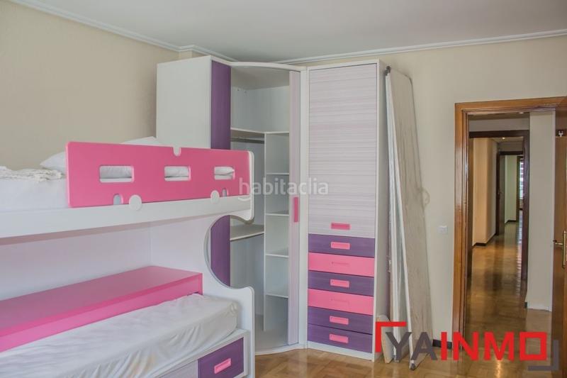 Foto 9d5c574b-8e09-467a-b096-2ac04afad938. Pis amb calefacció a Ensanche Vitoria - Gasteiz