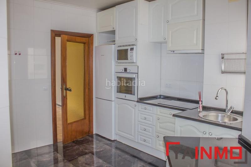 Foto d05ddd8e-4999-4b4a-b301-50cb9677dc69. Pis amb calefacció a Ensanche Vitoria - Gasteiz