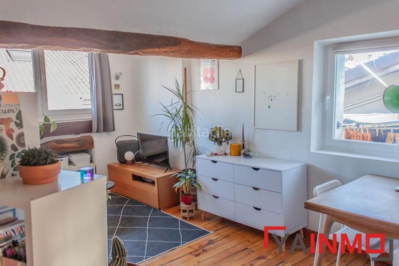 Foto cf75c6ce-c727-4291-a7fc-22dfba2591f3. Pis amb calefacció a Casco Viejo Vitoria - Gasteiz