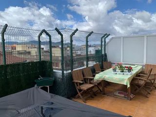 Pis a Judimendi. Ático centro