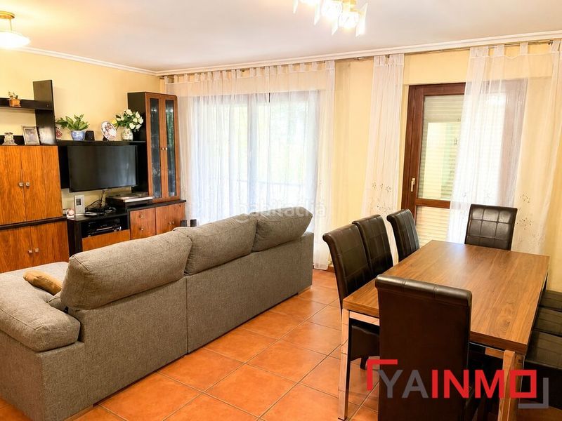Foto 840d361e-c213-40d0-9da3-e25c2fdc6d91. Casa adossada amb calefacció aparcament a Betoño Vitoria - Gasteiz