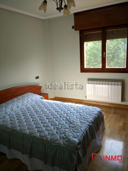 Foto 006811b8-b8c7-4e58-ad8f-7065a38cf617. Chalet avec chauffage parking dans Abetxuko Vitoria - Gasteiz