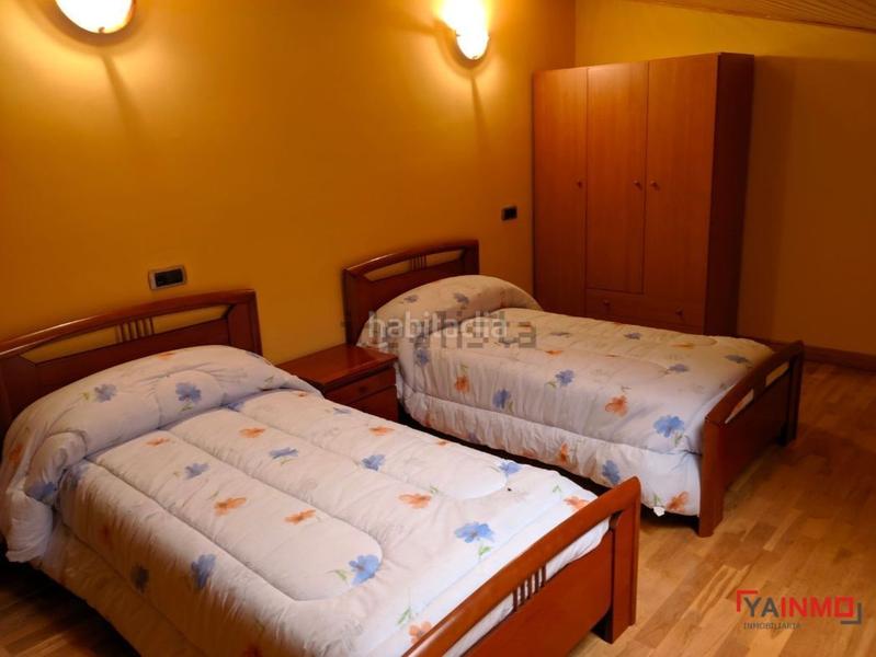 Foto 88fd57fa-579a-43f9-82b8-08ae9070216a. Chalet avec chauffage parking dans Abetxuko Vitoria - Gasteiz