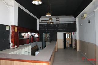 Local commercial à El Pilar. Bar el pilar