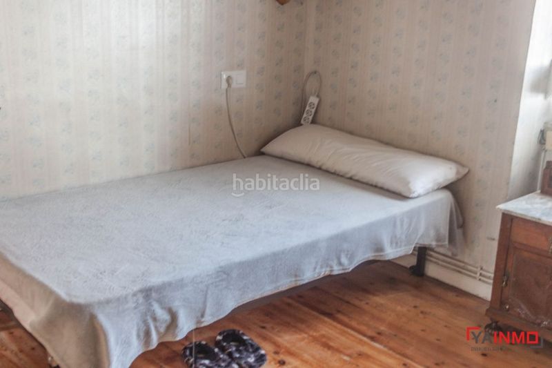 Foto 4e968035-bd49-414e-98f5-7c9c3e77ad80. Casa adossada amb calefacció a Judimendi Vitoria - Gasteiz