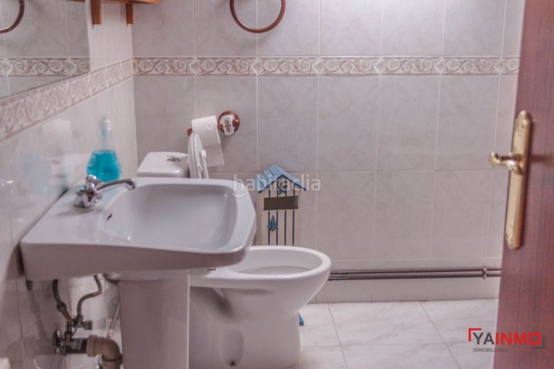 Foto 56d692e8-21e2-4170-8f27-6f18585a9376. Casa adossada amb calefacció a Judimendi Vitoria - Gasteiz