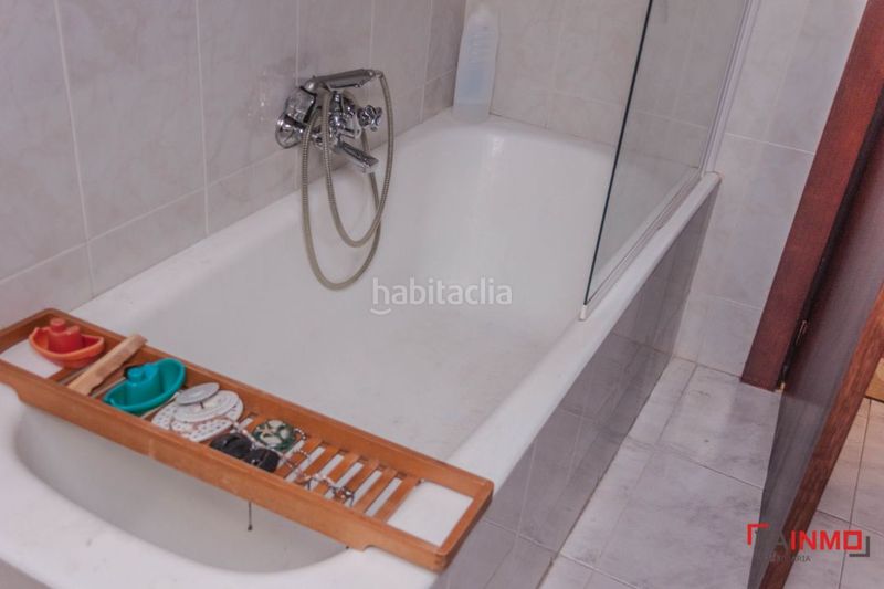 Foto db926562-421d-4c91-bb70-033e813a4e3d. Casa adossada amb calefacció a Judimendi Vitoria - Gasteiz
