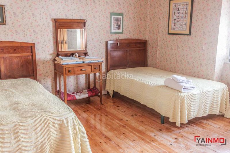 Foto e0e774da-2e44-4179-aa7e-ef19e2f0cbe6. Casa adossada amb calefacció a Judimendi Vitoria - Gasteiz