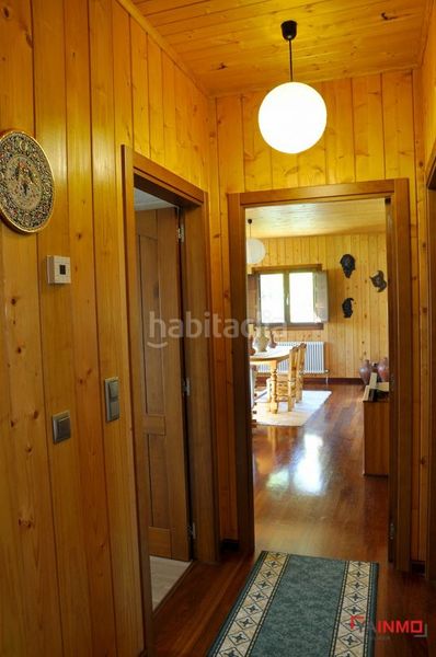 Foto 8c6d249a-4620-4ca8-ad4a-b1520c3ba554. Casa amb calefacció aparcament a Zambrana