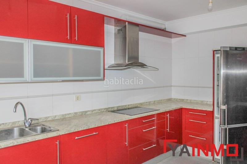 Foto 27a00317-88ac-44d3-887c-8397b064f325. Casa adossada amb calefacció aparcament a Zabalgana Vitoria - Gasteiz