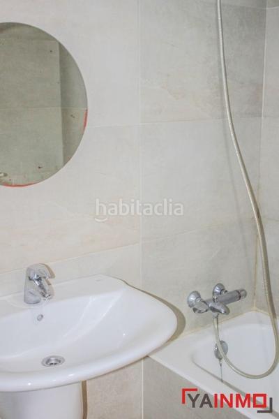 Foto 6503d714-b97a-4bf9-80b7-55ab90975ff0. Casa adossada amb calefacció aparcament a Zabalgana Vitoria - Gasteiz