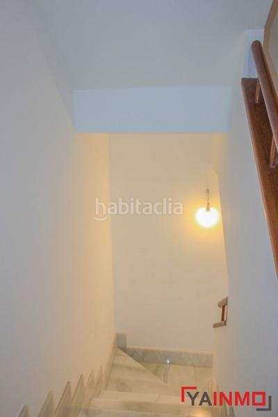 Foto 6c9113f4-1dae-4a53-9c58-e9676ff22e92. Casa adossada amb calefacció aparcament a Zabalgana Vitoria - Gasteiz