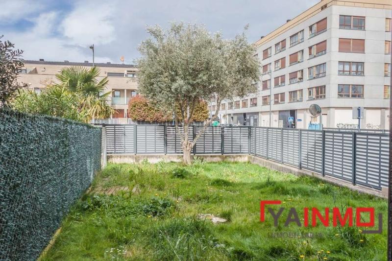 Foto f5f091ef-14b3-4fee-ab19-d05aa5c36f3d. Casa adossada amb calefacció aparcament a Zabalgana Vitoria - Gasteiz