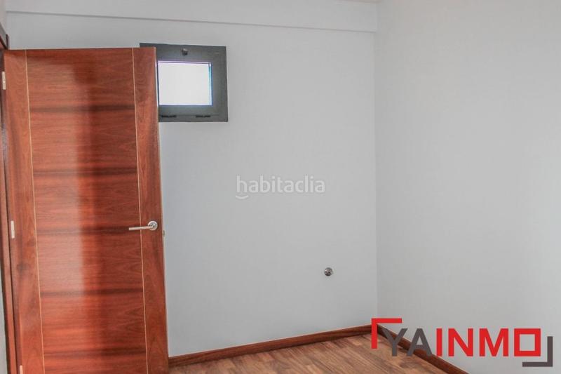 Foto fe060259-9053-41a9-91ff-b87b66e9565a. Casa adossada amb calefacció aparcament a Zabalgana Vitoria - Gasteiz