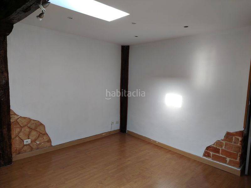 Foto 0a6aa554-c508-49b1-8e9d-edd06aeacaa0. Apartament a Casco Viejo Bilbao