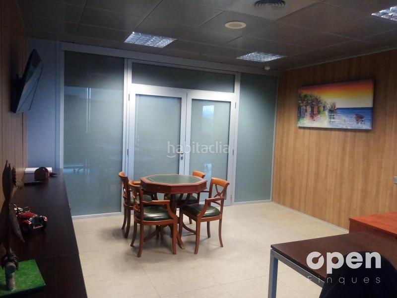 Foto a309c2c2-0e02-482d-947a-2b87c52703fa. Location bureau avec chauffage dans Les Fonts Terrassa