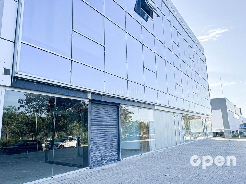 Foto 15fe2971-913d-4baf-b5ca-0db9ba440714. Rent office space with heating in Les Fonts Terrassa