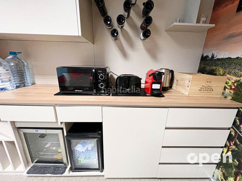 Foto b61e3a7b-d114-408c-bddb-d81e62a7acf4. Rent office space with heating in Les Fonts Terrassa