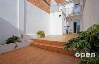House  Topete. Calle de topete