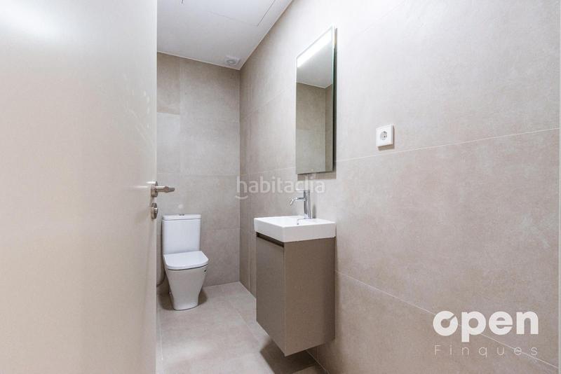 Foto 0c0732ab-4a71-4fb5-a091-46ed0696b3e3. Casa adossada amb calefacció piscina a Segle XX Terrassa