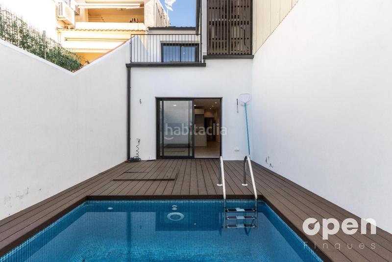 Foto a99978dc-e0fa-4d9f-8bb5-06dd026c645a. Casa adossada amb calefacció piscina a Segle XX Terrassa