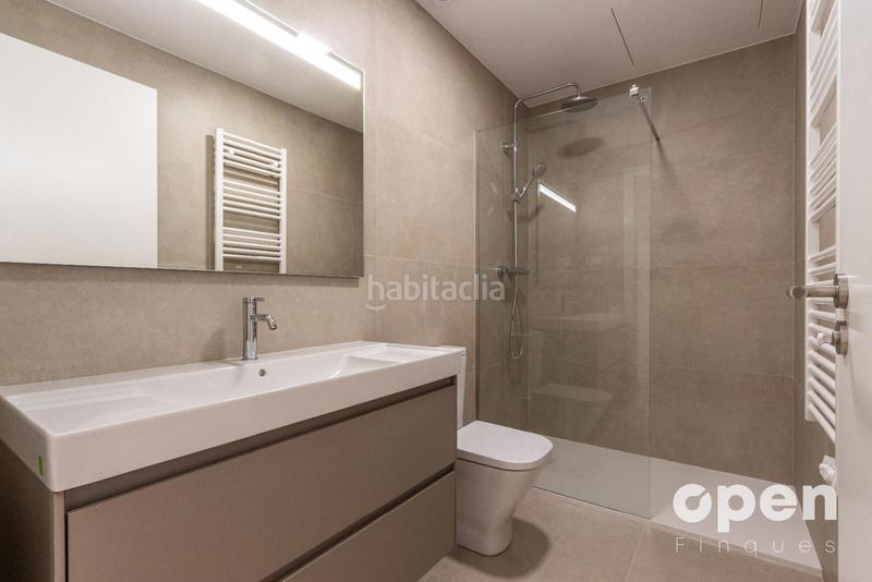 Foto e0437b61-59a0-4350-afe7-e7c7ef3e8c69. Casa adossada amb calefacció piscina a Segle XX Terrassa