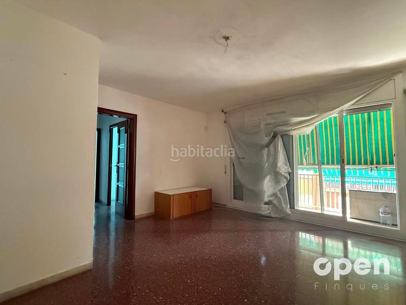 Foto c60608e5-12aa-4ff0-9873-036da8ff73da. Piso calle américa en Can Parellada Terrassa
