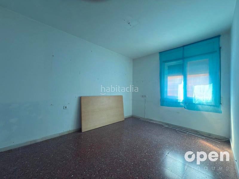 Foto f74f2a15-2ca6-4fac-b4ad-fe8dd129c1ef. Piso calle américa en Can Parellada Terrassa