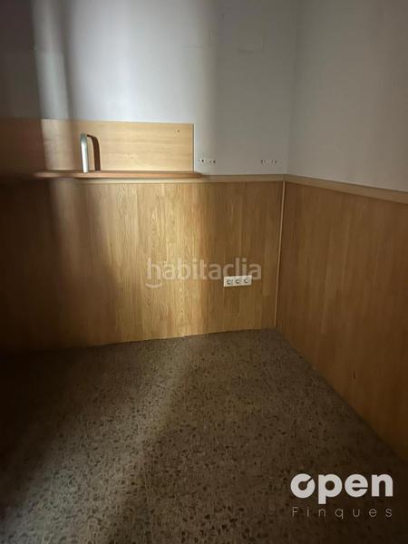 Foto 683c8335-2f48-4e0c-ac3d-02cf2c04f914. Local comercial a Torrent d'en Pere Parres Terrassa