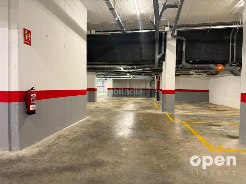 Foto 5bd569fa-f92b-4ec1-89ae-deea2a4bc279. Posto auto in Can Palet Terrassa