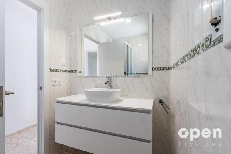 Foto 126fe411-9b68-4d00-b54a-1bffc7f37342. Chalet zona can torrents en Cunit residencial Cunit